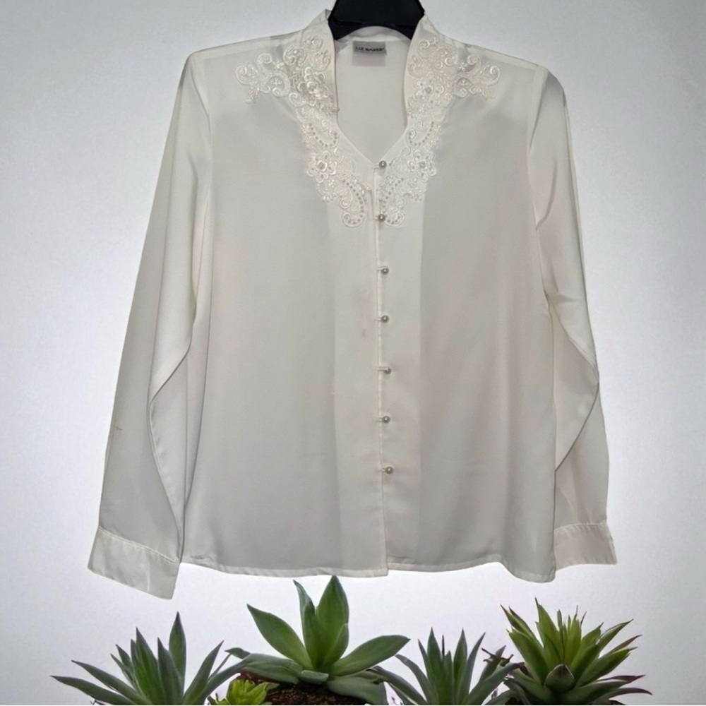 Liz Baker White Embellished Blouse with Floral Embroidery